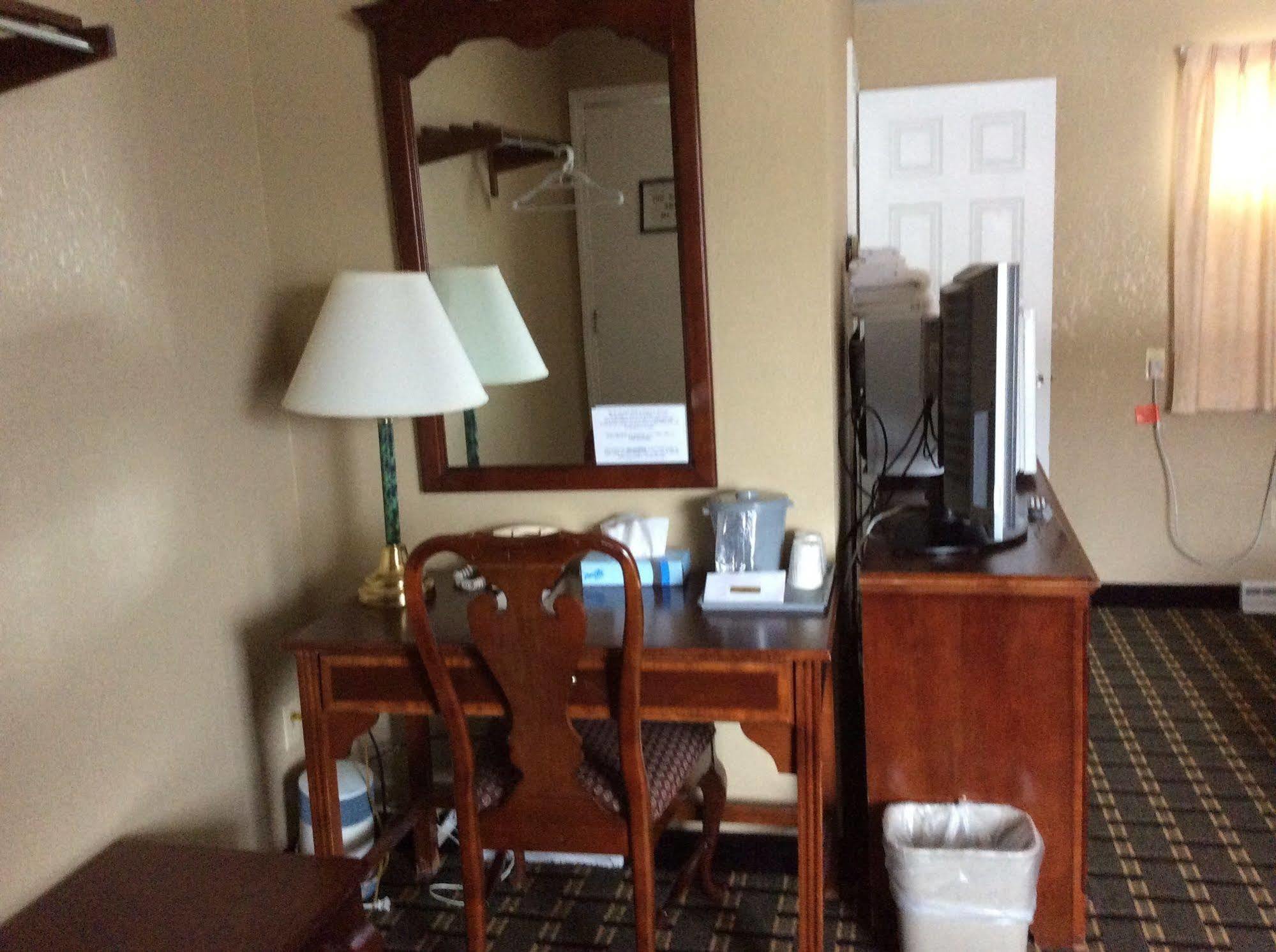 Middlebury Sweets Motel Ngoại thất bức ảnh