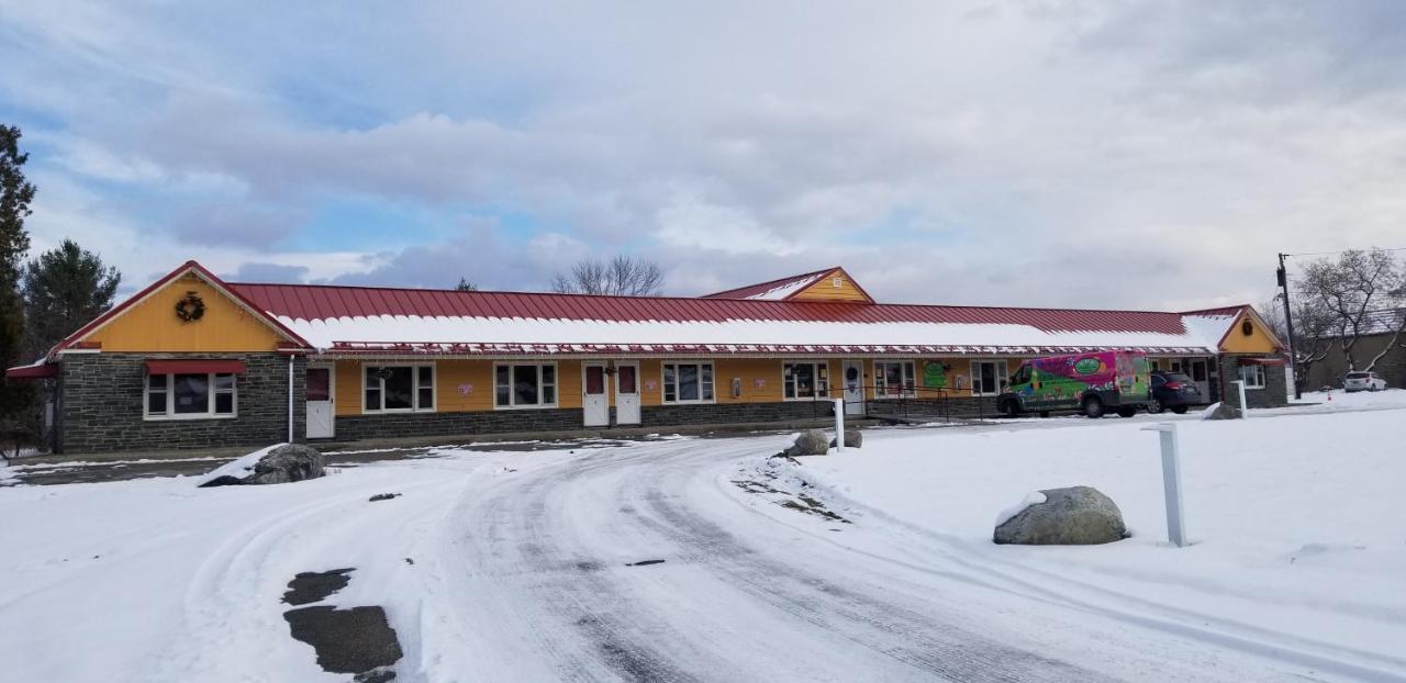 Middlebury Sweets Motel Ngoại thất bức ảnh